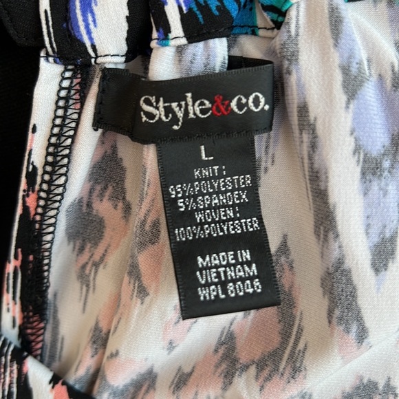 Printed sleeveless shirt with round neckline - Picture 4 of 4